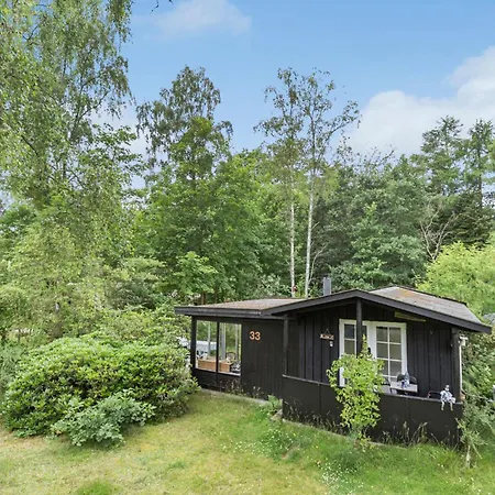 1 Bedroom Beautiful In *