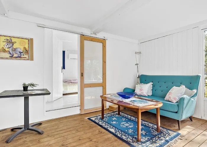 1 Bedroom Beautiful In * Tikob