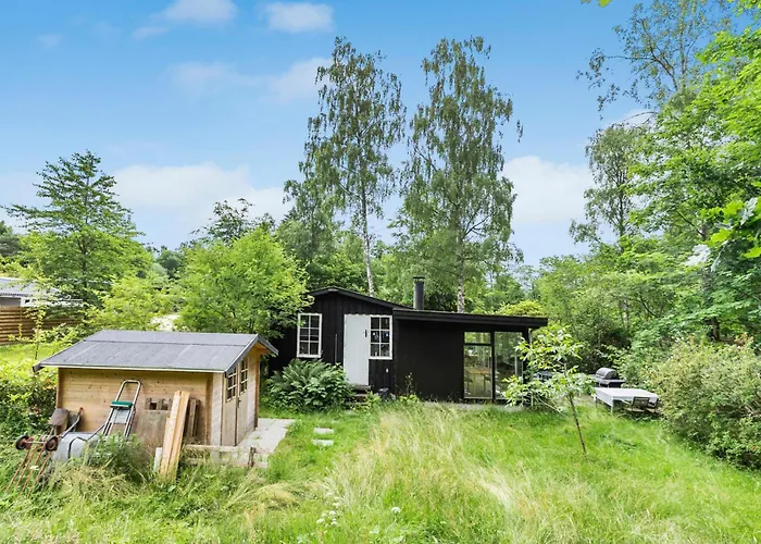1 Bedroom Beautiful In *