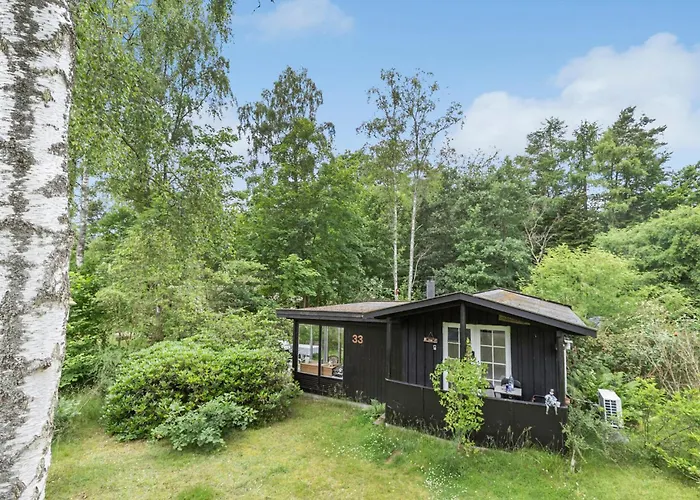 1 Bedroom Beautiful In *